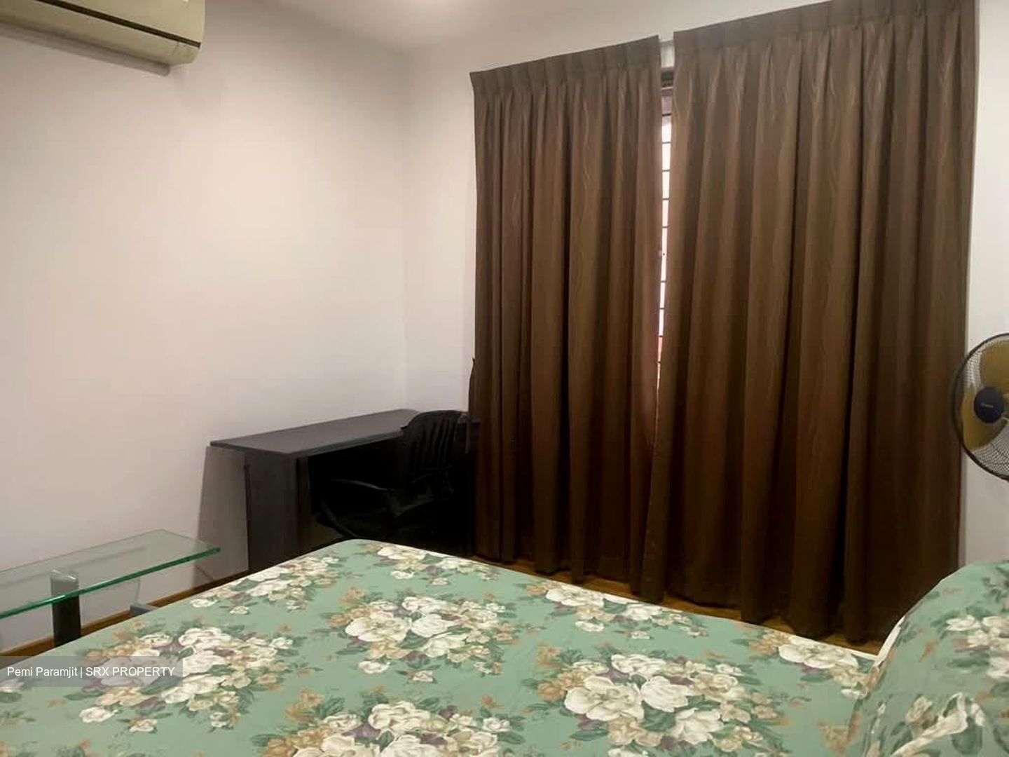 Sennett Estate (D13), Terrace #558930171